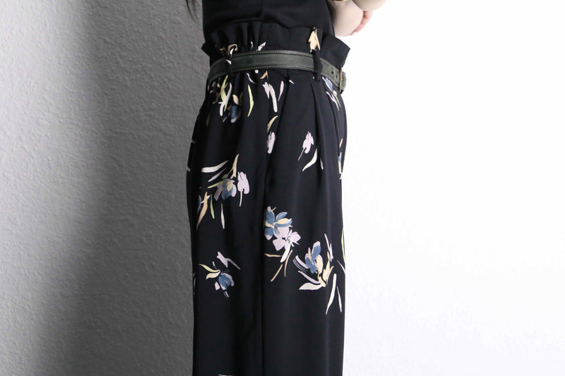 flower design 2tuck easy pants