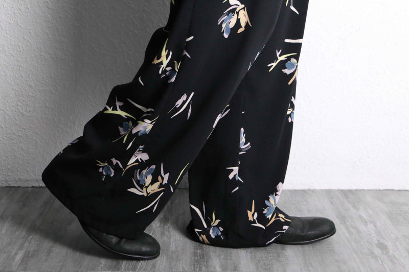 flower design 2tuck easy pants