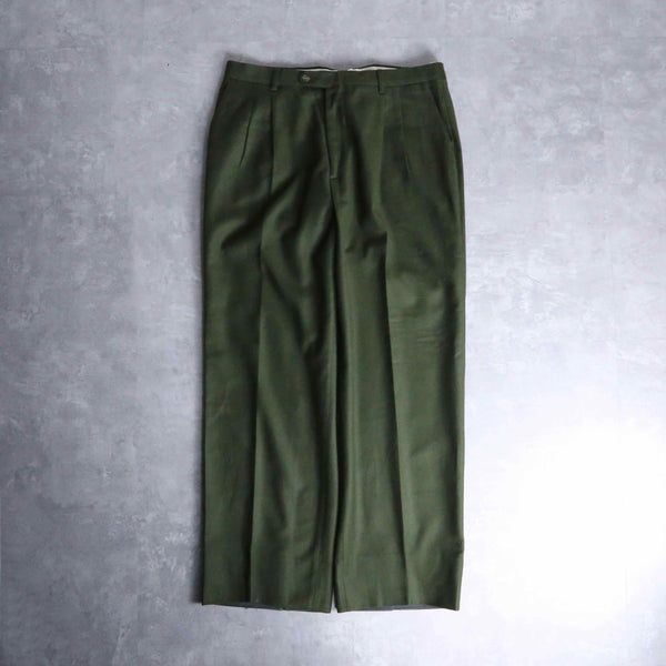 olive green color wide flannel trousers