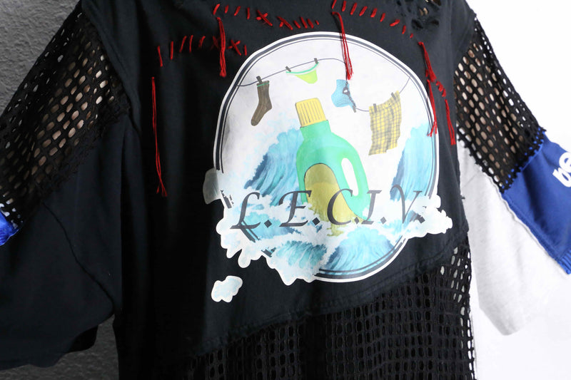 "Re:make" destroy&stitch design docking wide Tee
