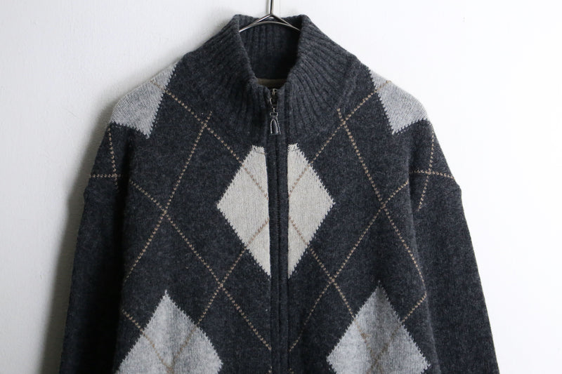 argyle check zip-up knit