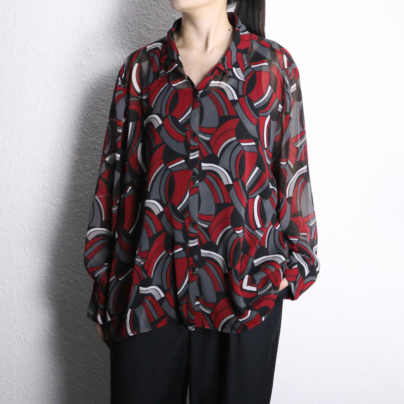 red black color geometry design shirt