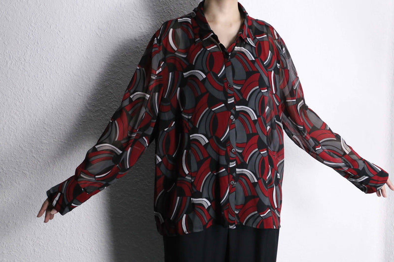 red black color geometry design shirt