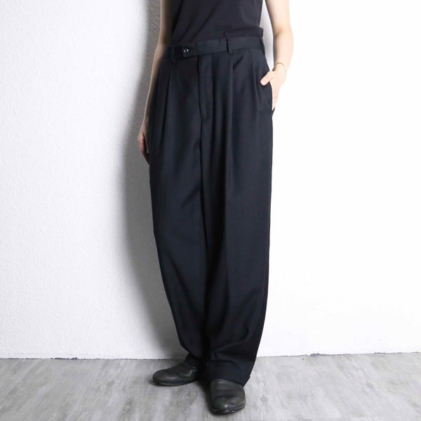 noir stripe straight slacks