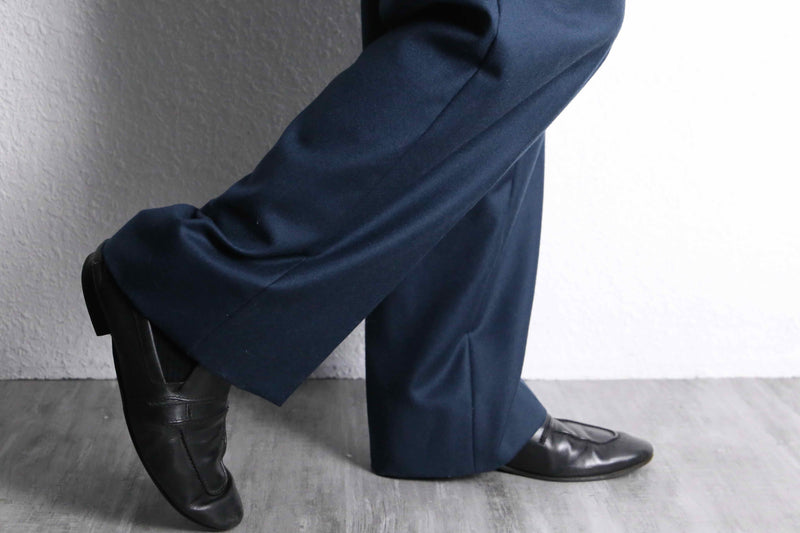 dark blue 2tuck wide tapered wool slacks
