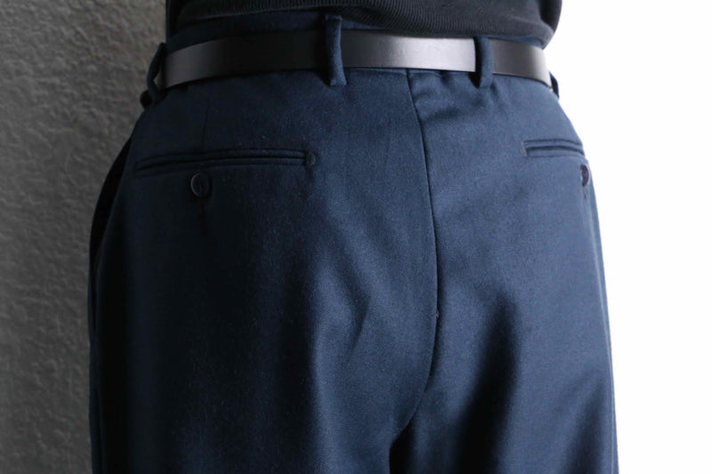 dark blue 2tuck wide tapered wool slacks