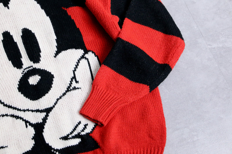 “mickey” design red color knit