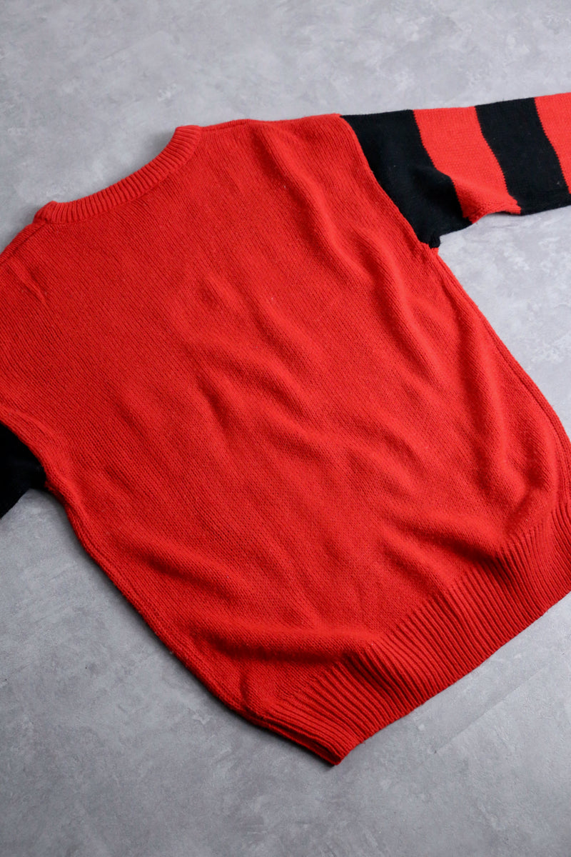 “mickey” design red color knit