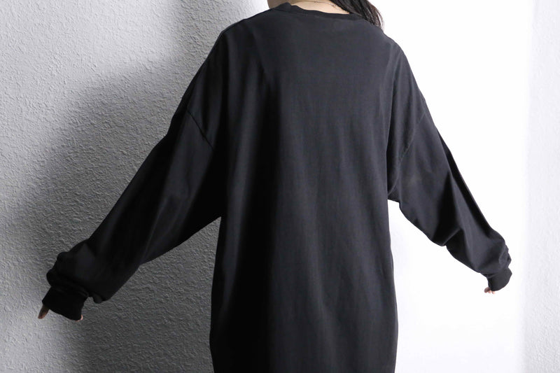 “adidas” one point logo loose silhouette L/S tee