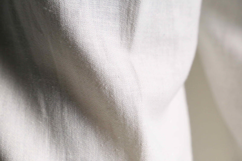 white 1tuck wide linen pants