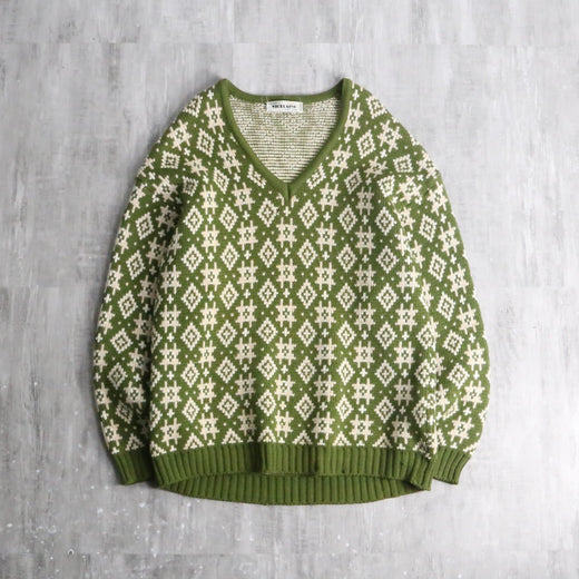 70’s~80’s geometric pattern Vneck wool knit