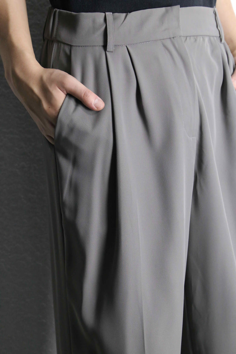 gray wide easy two-tuck slacks