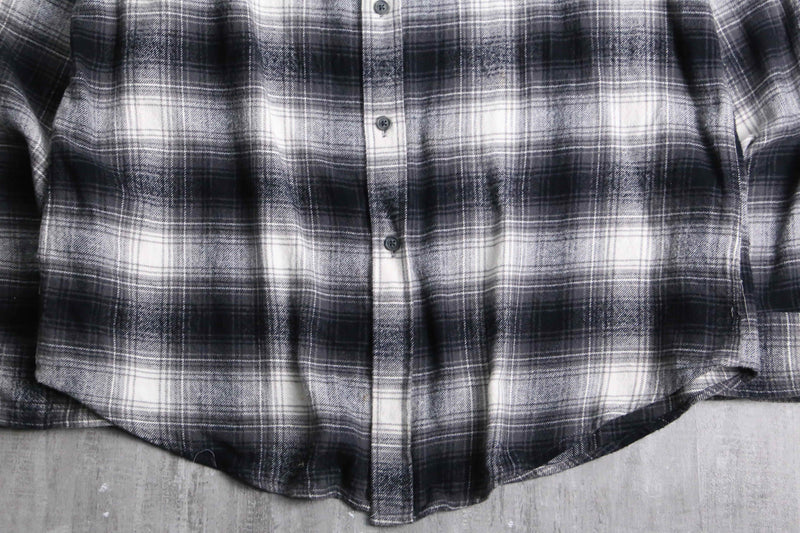 “craft & barrow” monotone ombre check shirt