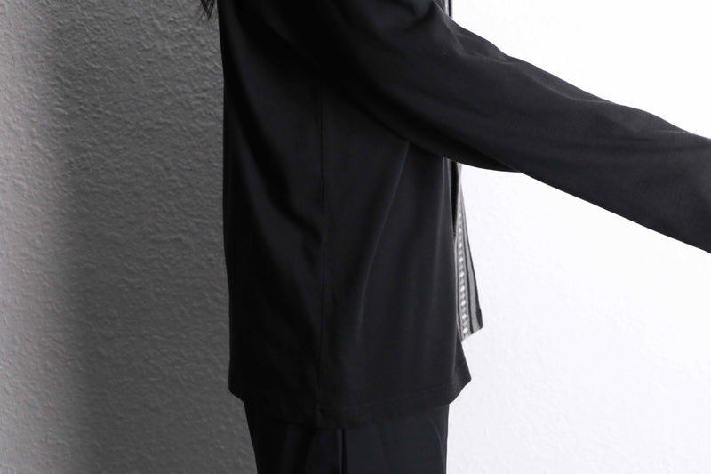black knit switch design cotton L/S shirt