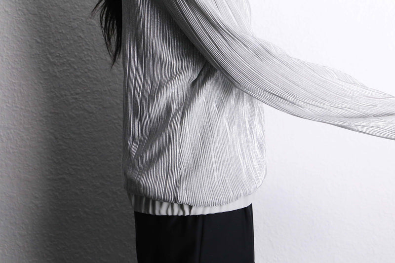 gray lame pleats pattern zip blouson