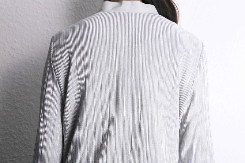 gray lame pleats pattern zip blouson