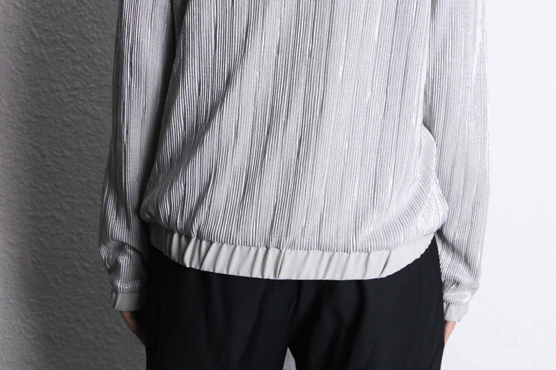 gray lame pleats pattern zip blouson