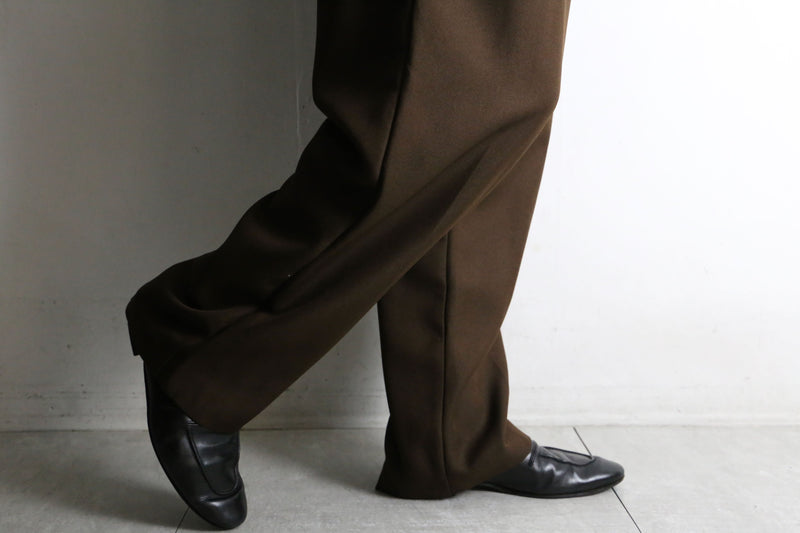 brown tapered easy pants