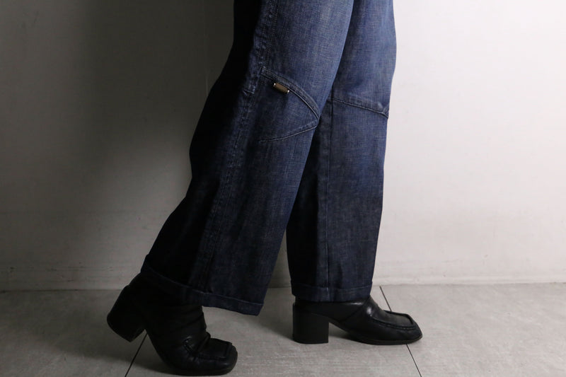 “PHAT FARM” knees stitch Indigo buggy denim