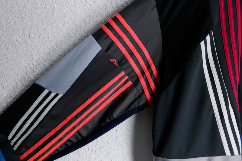 “Re:make” asymmetry  random track jacket