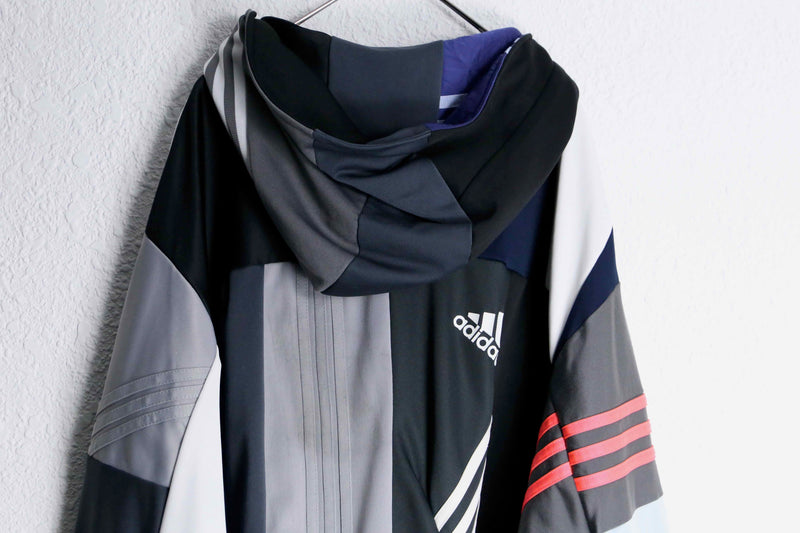 “Re:make” asymmetry  random track jacket