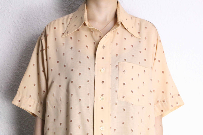 70’s “VAN HEUSEN” beige all pattern H/S shirt