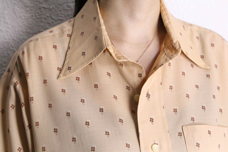 70’s “VAN HEUSEN” beige all pattern H/S shirt