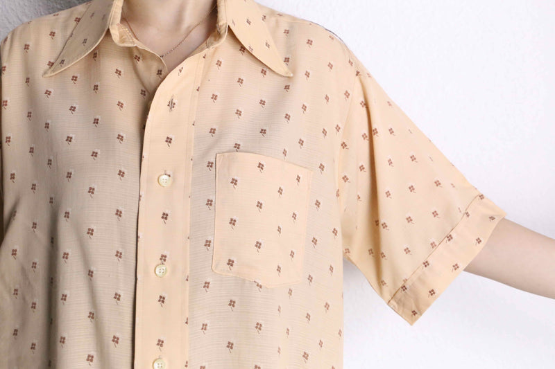 70’s “VAN HEUSEN” beige all pattern H/S shirt