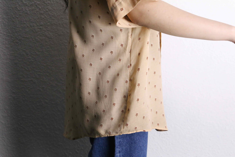 70’s “VAN HEUSEN” beige all pattern H/S shirt