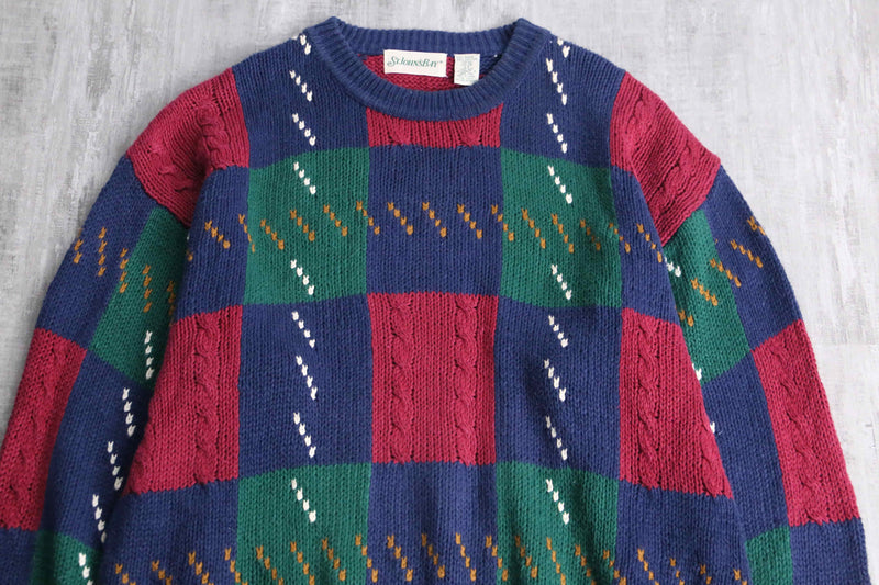 ”STJohn’sBay” block check crew neck knit