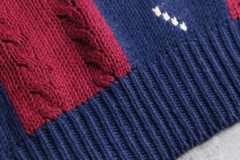 ”STJohn’sBay” block check crew neck knit