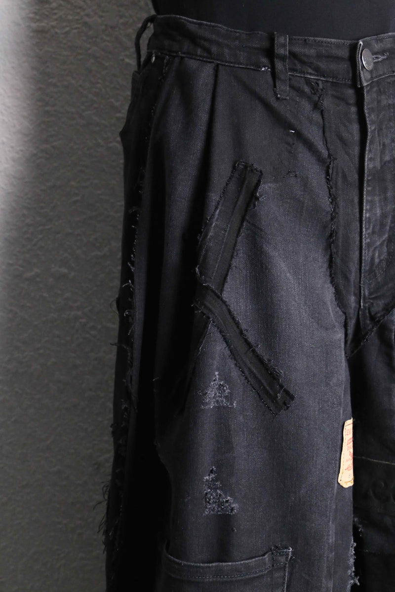 "Re:make" damage&patch extra buggy black denim