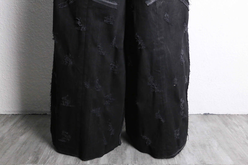 "Re:make" damage&patch extra buggy black denim