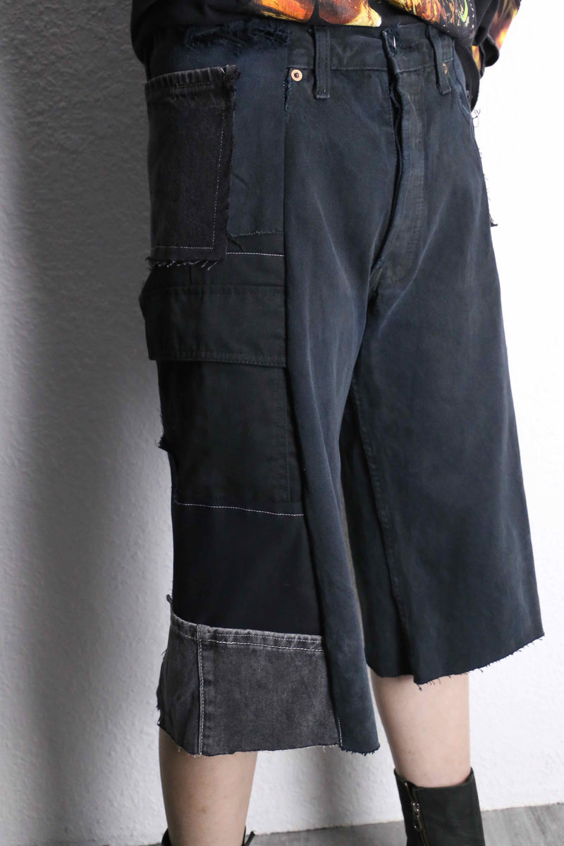 “Re:make “ docking dark color shorts