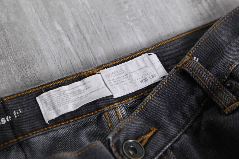 2000s ROCA WEAR paint stains faded baggy denim pants