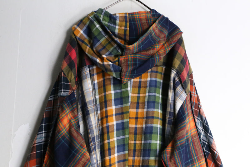 “Re:make” multicolored check short length hoodie