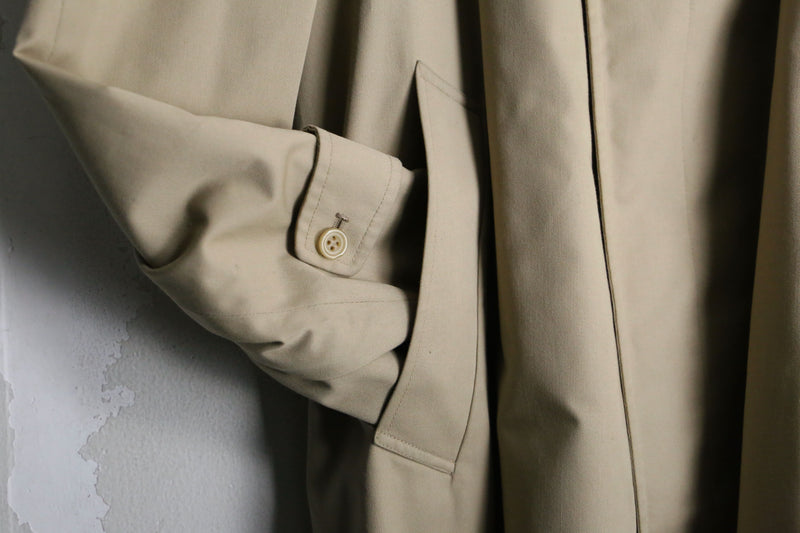 “Aquascutum” beige color single coat