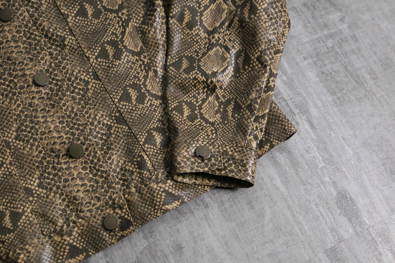 python pattern rubber tracker jacket