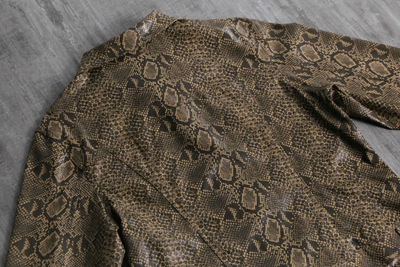 python pattern rubber tracker jacket