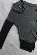 gray × black rib knit
