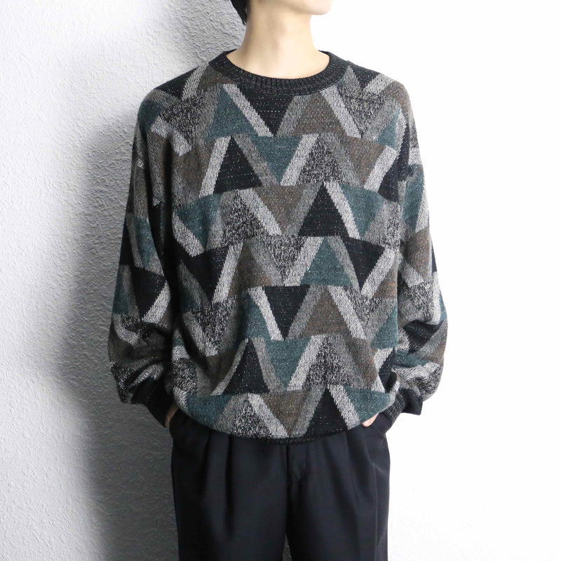 geometry slash pattern knit