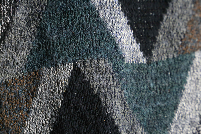 geometry slash pattern knit