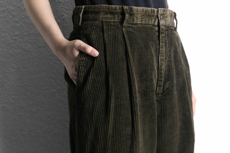 "Eddie Bauer" khaki green wide tapered corduroy pants