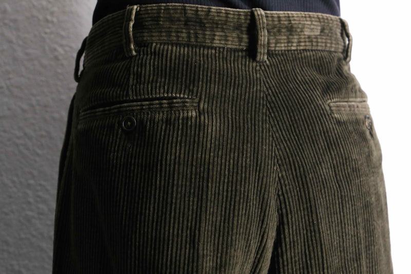 "Eddie Bauer" khaki green wide tapered corduroy pants