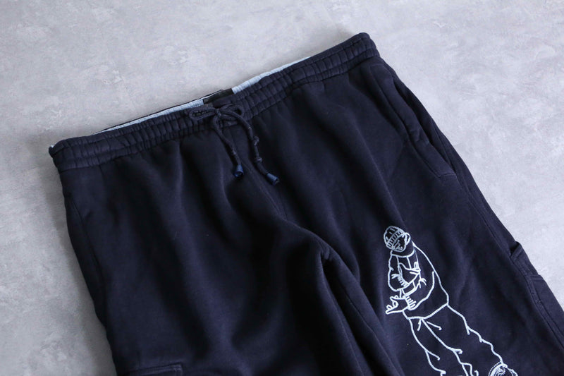 rapper emb cargo&painter detail sweat pants