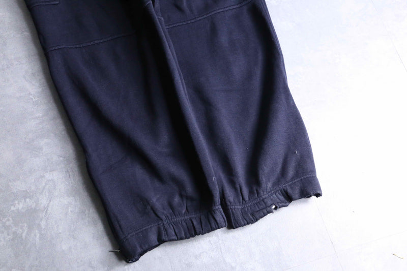 rapper emb cargo&painter detail sweat pants