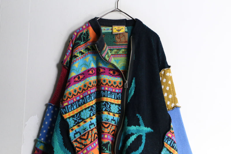 "Re:make" colorful zip design knit