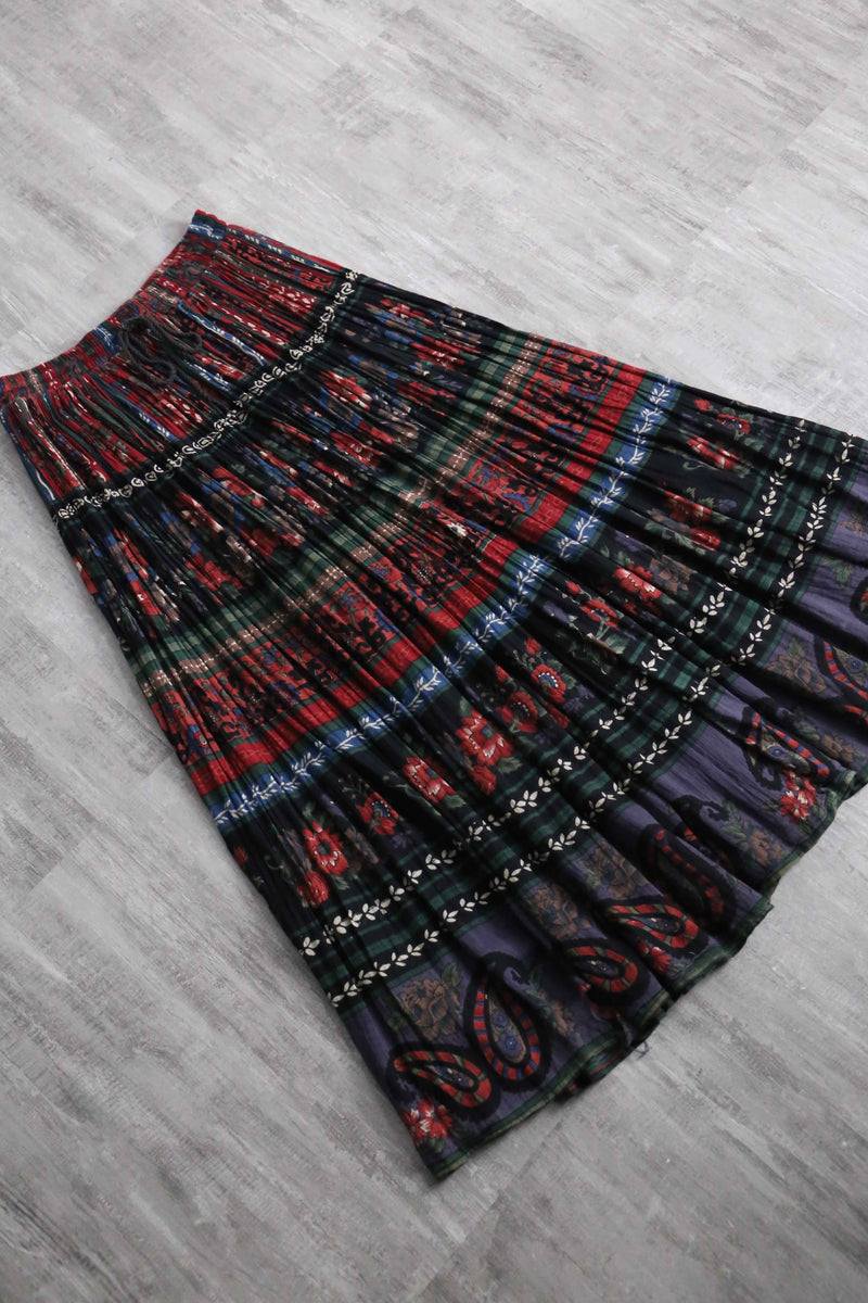 ethnic flower design pleats easy skirt