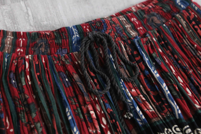 ethnic flower design pleats easy skirt
