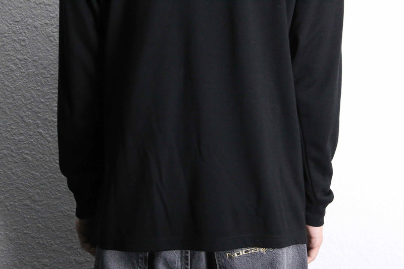 monotone design knit pojo